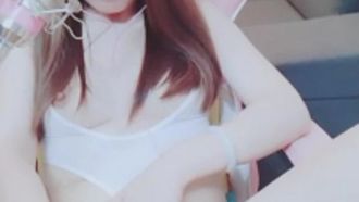 [中文主播外流]超正網紅美女透視短裙直播秀白嫩奶子揉搓美穴玩弄抽插嬌喘呻吟一浪接一浪