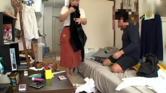 巷で噂の「おばさんレンタル」サービス44性格よし子な优しいおばさんの人柄につけ込んでどこまでやれるか试してみた结果…中出しセックスまでやらせてくれた！！