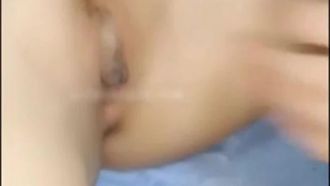 第一集 逍遥龙哥团队出租屋搞白虎小妹淫乱直播