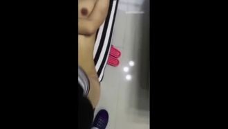 网红美女剧情演绎家教老师补习时趁美女父母不在趁机占便宜