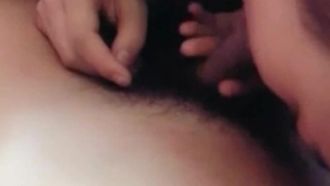 两个小青年带嫩妹子到农村KTV包房淫乱沙发茶几来回搞