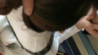 这得多饥渴啊 久别小情侣一见面裹硬鸡巴衣服不脱就骑上去 疯狂骑操 最后射一美臀 高清1080P版