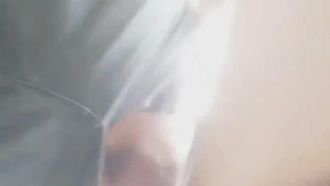 某直播平台女神nl真真約砲友白雲山打野戰下山又和司機小哥車震