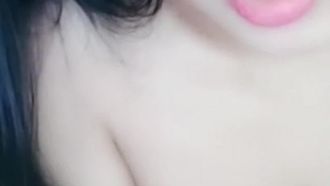 長腿氣質女神自慰秀慢慢脫掉包臀齊逼超短裙自慰插無毛小騷穴