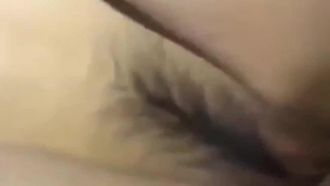 彼女がとても可愛くてコケティッシュに犯されているところを撮影しました～捕まった後は止めなければなりませんでした！