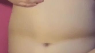 丰满迷人的美少妇很诱惑~自摸黑鲍鱼被摄影师干的水声清晰可见