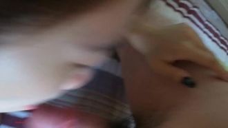 Weekend rental house and a girl with fair skin and very thick pussy hair, who has a strong sexual desire and loves to eat cock~