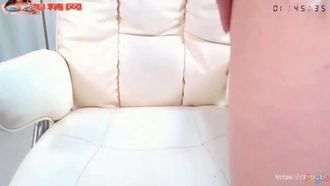 极品童颜巨乳韩国主播有拉外表清纯其实就是个骚逼