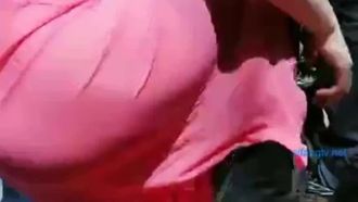 长发性感小姊姊穿着黑丝袜和炮友到荒郊野外搭帐棚激烈啪啪，无套抽插激烈浪叫~