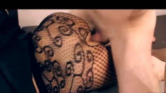 A young woman in black stockings has passionate sex with a fitness hunk on the sofa ~ Violent penetration without a condom, spurting blood and shaking buttock waves