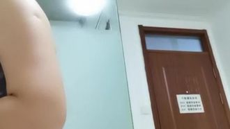 A milf's college teacher used her body to help her student review sexual positions. Unexpectedly, the student's cock was so developed that he fucked her~