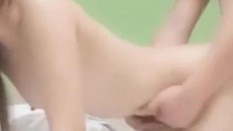 《撩妹达人》在床上狠狠肏中出师範学院大四长髮学生妹~ 越做越生火、越有爱!