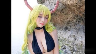 女神級美女ストロベリーミューズの悲願、野外での大型リアル露出、複数の3P写真が流出！