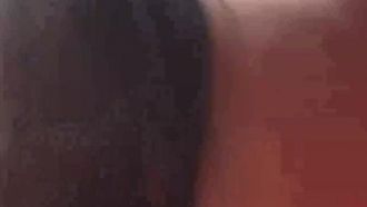 女子大生のセックス動画が流出！髪を引っ張って窓の外を見てください！私たちが恋に落ちるところを下のおじさんに見てもらいましょう〜