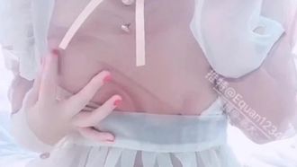 推特网宏少女恶犬4月新作-咖啡店女僕用假屌欢迎主人回来~