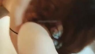 2对年轻小情侣相约酒店4P激战，你的女友也是我的女友~