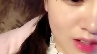 清純小虎牙美女床上漏奶漏逼誘惑秀逼逼粉嫩