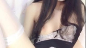 [中文主播外流]著鏡子玩弄逼逼~白皙巨乳絕美放送！ ！