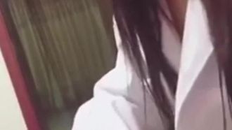 美女演绎护士来打针病人说JJ难受你看看是什么病“你这是住院憋着了吧”淫荡对白