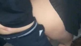 两个骚女一男KTV啪啪大秀摸奶子撩起裙子后入抽插沙发上骑坐猛干很是诱惑喜欢不要错过