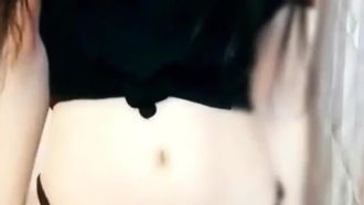Yu Jie Fanが修理のために工場に入った後、彼女の胸はさらに硬くなりました〜彼女の大きな猫に触れ、うめき声​​を上げ、からかうことで、彼女のゴッドファーザーはさらに硬くなりました!!