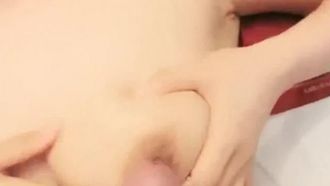 风骚御姐粉穴长腿诱惑，公寓内吃喝玩乐连干两炮，榨干弟弟才是最终目的