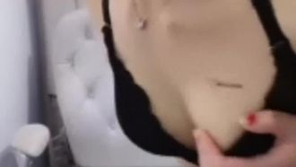 [中文主播外流]顏值不錯身材很好禦姐美女主播一多秀自慰插穴爆菊花