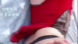 最高で優しい小さな彼女は、誘惑してセックスするためにあらゆる種類のセクシーな衣装を着ています。彼女は超美しい体とピンクのマンコを持っています。