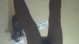 精選衛浴TP黑絲美女噓噓