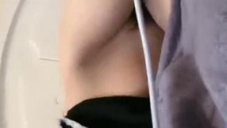 三个00后萌妹子聚在一起诱惑大秀
