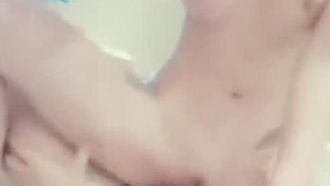 娃娃音萝莉网红萌姗姗~这次没有姗姗来迟直接和粉丝浪玩一波!!