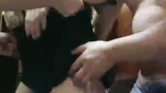 情熱的なカップルがホテルでコンドームなしでセックスした実録！
