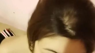 周末接上大学干女儿回家好好疼爱一番高顔值深喉跪舔操的直叫爸爸