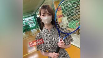 FC2PPV 4056755 첫 촬영·안내! 3일간 한정! 치과 의원 접수의 발군의 프로포션 설레 세세한 피부 미용을 겸비한 치유의 날씬한 미녀. 원내에서는 미진에도 보이지 않는 또 다른 얼굴은 쾌락에 탐욕스러운 변태녀였다···.