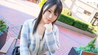 SIRO-5263 [天真中的天真] 即使隔着屏幕也能感受到紧张的采访。但一旦性爱开始，皮肤白皙的 Z 世代美女就无法抗拒这种感觉，享受一段时间以来第一次做爱的快感。 「第一次有这么好的感觉。好像已经结束了（笑）」 外表是娃娃脸，内心却是个变态。在这里你只能看到她阴沉淫荡的样子，虽然害羞，但依然享受着快乐！ 【初拍】AV在线申请→AV体验拍摄2161