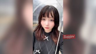 FC2PPV 4529652 【预发布】极迷人的偶像级美女被电动按摩器击中后害羞地微笑，“啊，我射了♡♡”她立即感觉很好，抽搐并轻松射到外面♡♡