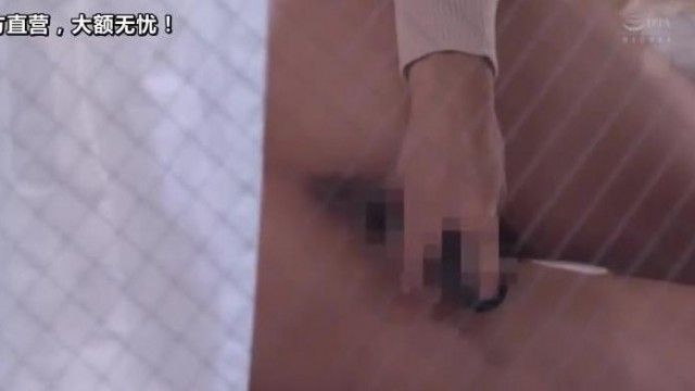 对面房间的已婚妇女小早川玲子