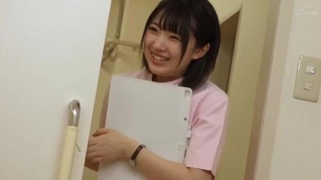 DANDY-672 ミスばかりする新人ロリ看護師にダメもとでフェラをお願いしたら意外にOKだった