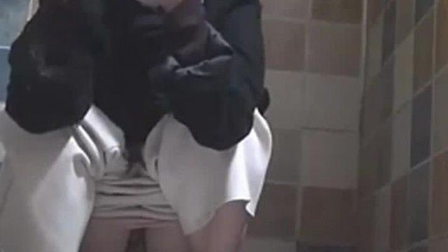 【偷拍】厕所偷拍4学生妹子果然青春靓丽