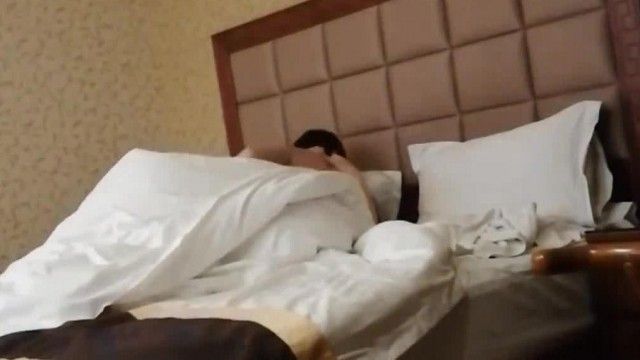 富商老板酒店约啪高学历大高个性感漂亮外企女白领气质绝佳啪啪叫床声太诱人了不停尖叫连续2次高潮清晰对白精彩