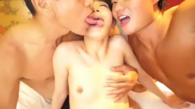公園のトイレで…妊娠させなあかん