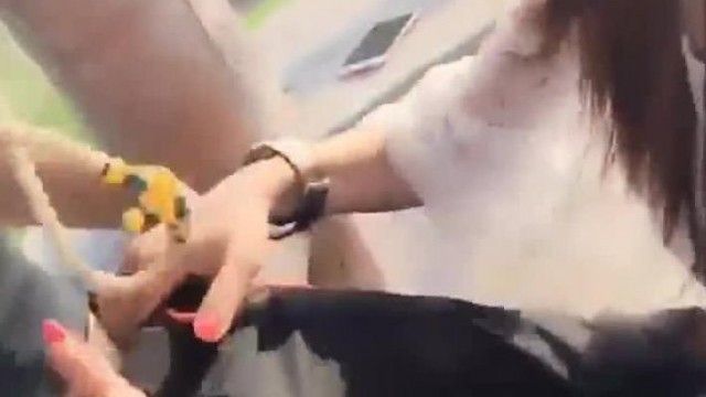 三寸金莲玉儿公园偷情舔完小脚啪啪2合一完整版