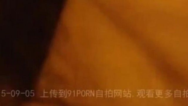 5717-艺术学院宿舍搞了个白皙美臀大四女生插到高潮浪