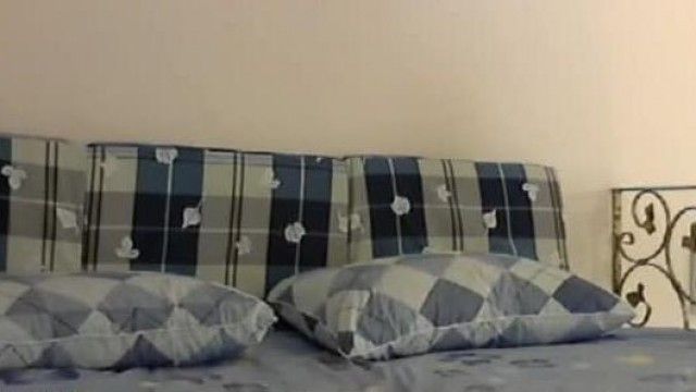 5693-洋人小伙國內嫖娼叫了個顏值身材不錯的小姐服務