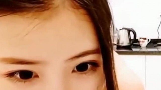 5326-人见人爱艺校气质美女裸体跳绳这完美的乳房不知
