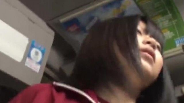 「間違えたフリして女子●通学バスに乗り込んで生でヤられた」 VOL