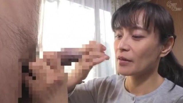 GVH-054 地味なおばさんが一番どすけべ 平岡里枝子