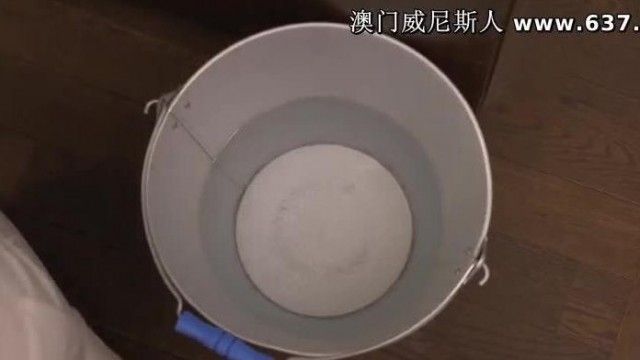 Sexual Harassment Reenactment Documentary Drama Pita-pan Housekeeping Helper Rapes the whipped butt of a naughty old housekeeper and cums inside her! !