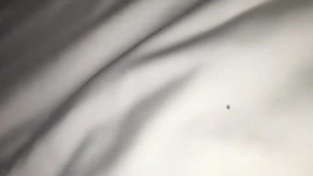 コンドームなしで黒ストッキングを履いたふしだらな熟女の一人称視点の挿入、クローズアップザーメン