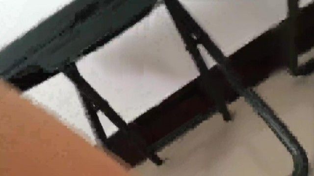 若いカップルが毎日セックスしている実録。コンドームなしで彼女を激しく犯し、射精できずに「私が包んであげる」と恍惚の表情を浮かべる彼女。